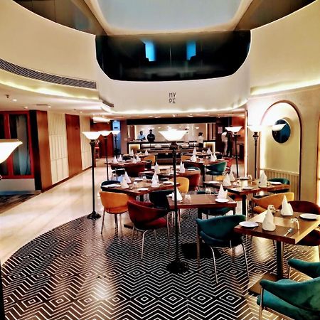 Hyphen Business Hotel Noida Zewnętrze zdjęcie