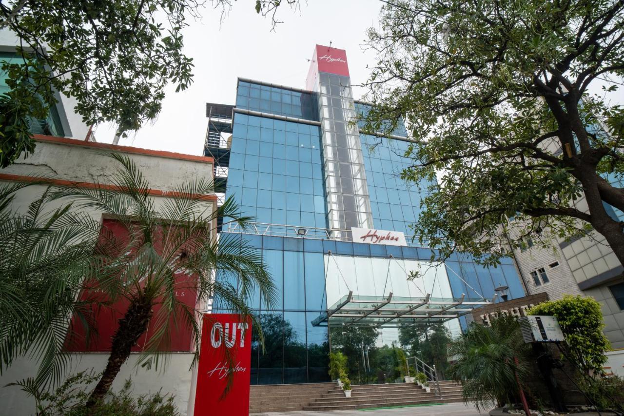 Hyphen Business Hotel Noida Zewnętrze zdjęcie