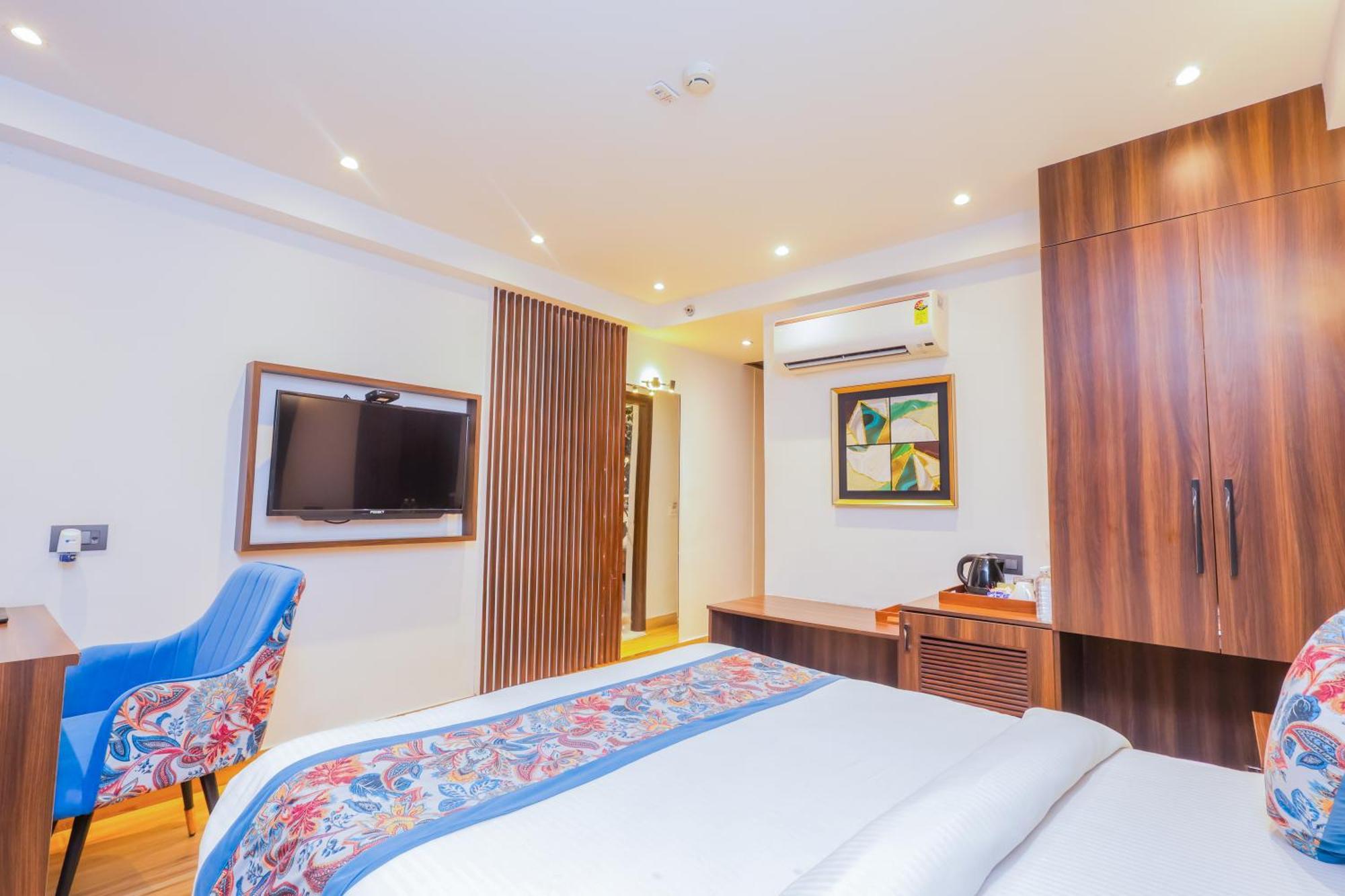 Hyphen Business Hotel Noida Zewnętrze zdjęcie