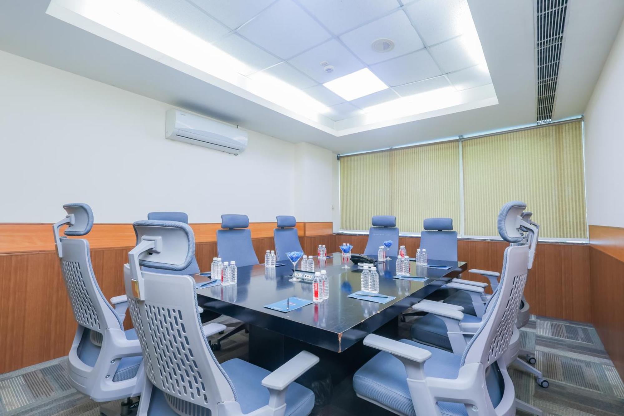 Hyphen Business Hotel Noida Zewnętrze zdjęcie