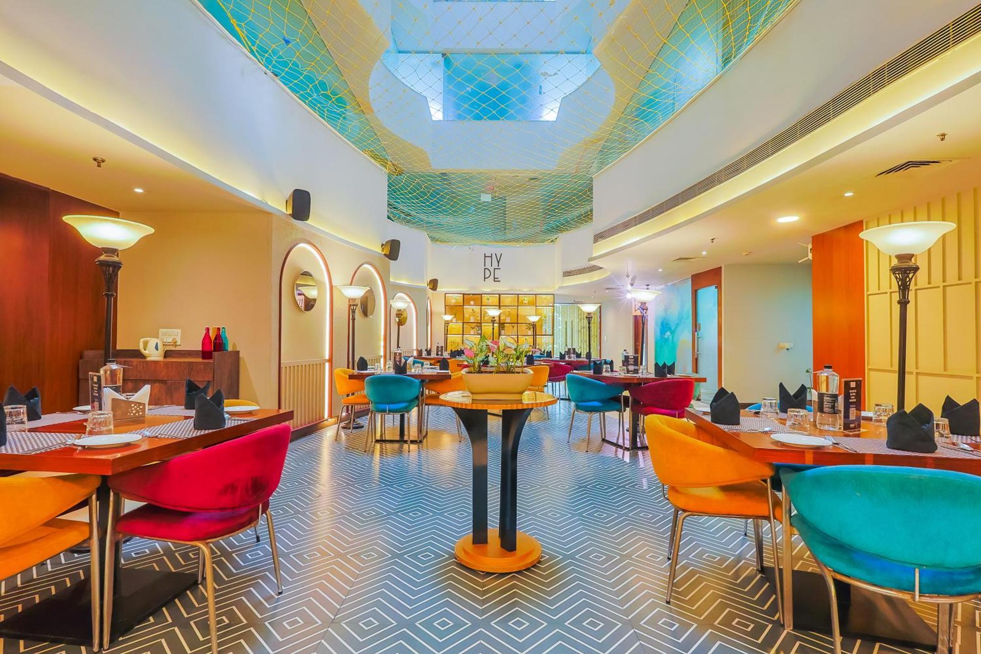 Hyphen Business Hotel Noida Zewnętrze zdjęcie